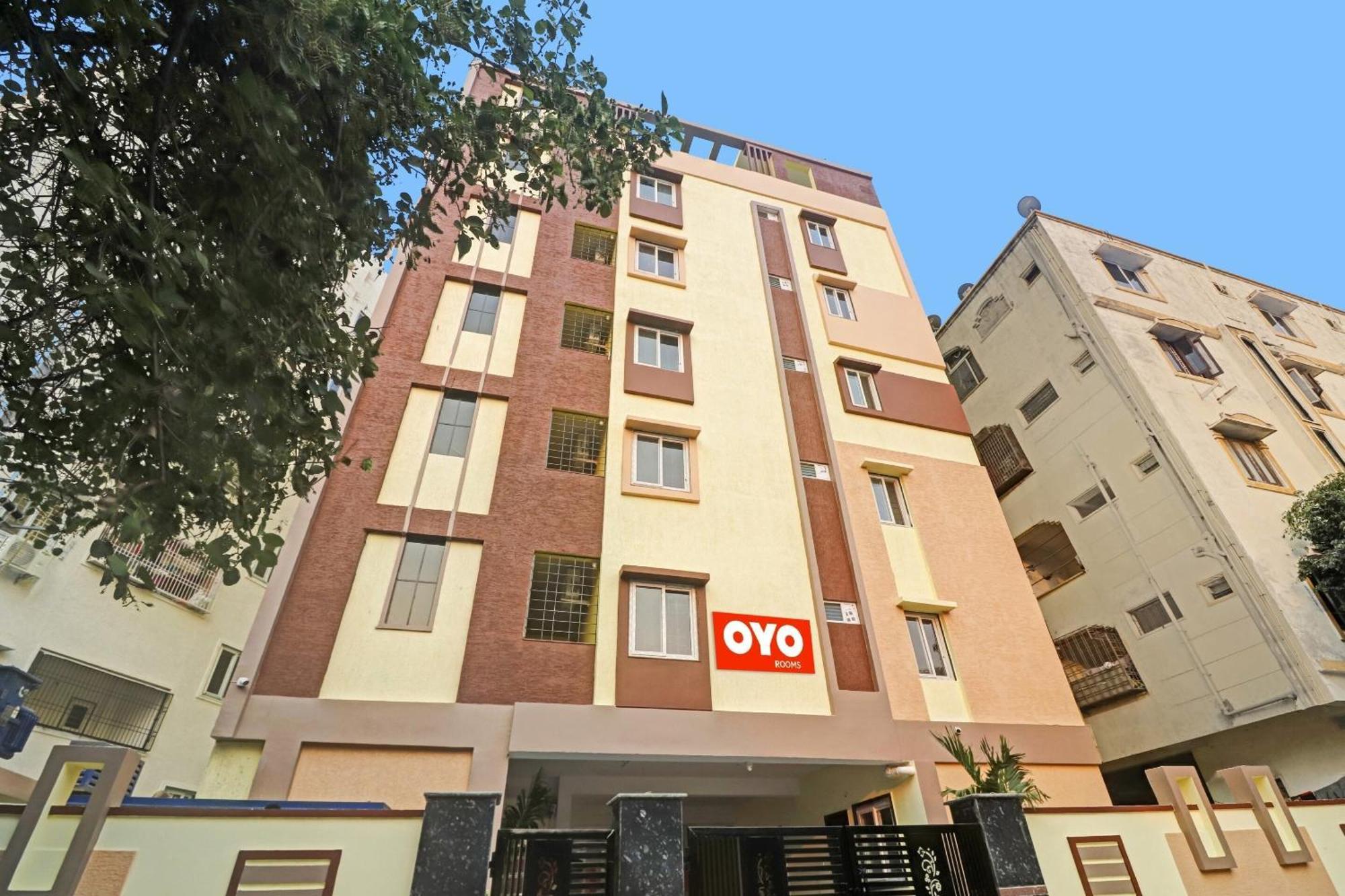 Hotel O Hanuma Residency Sururnagar Exterior photo