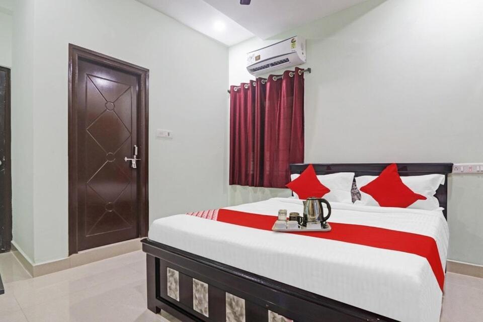 Hotel O Hanuma Residency Sururnagar Exterior photo