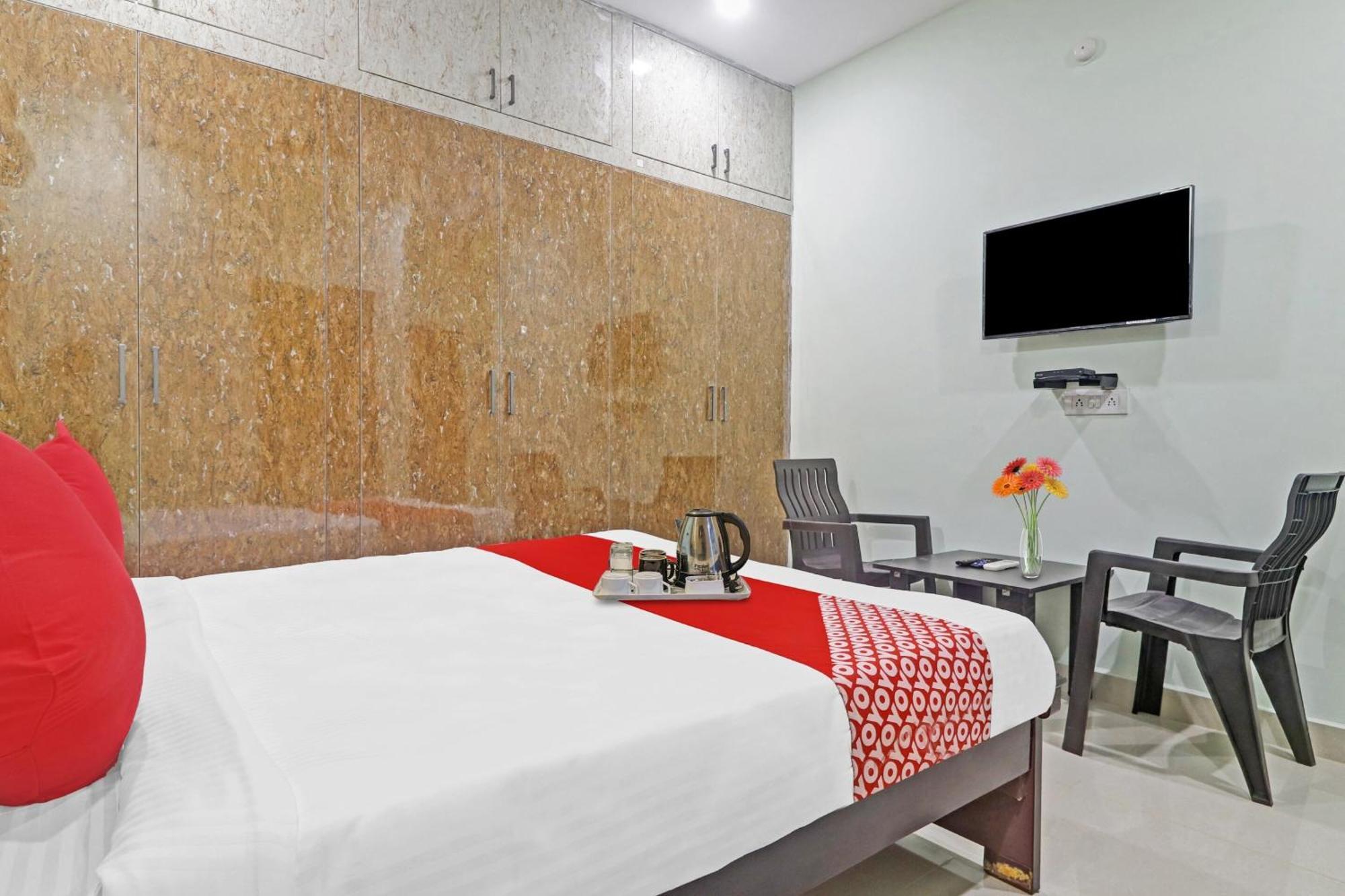Hotel O Hanuma Residency Sururnagar Exterior photo